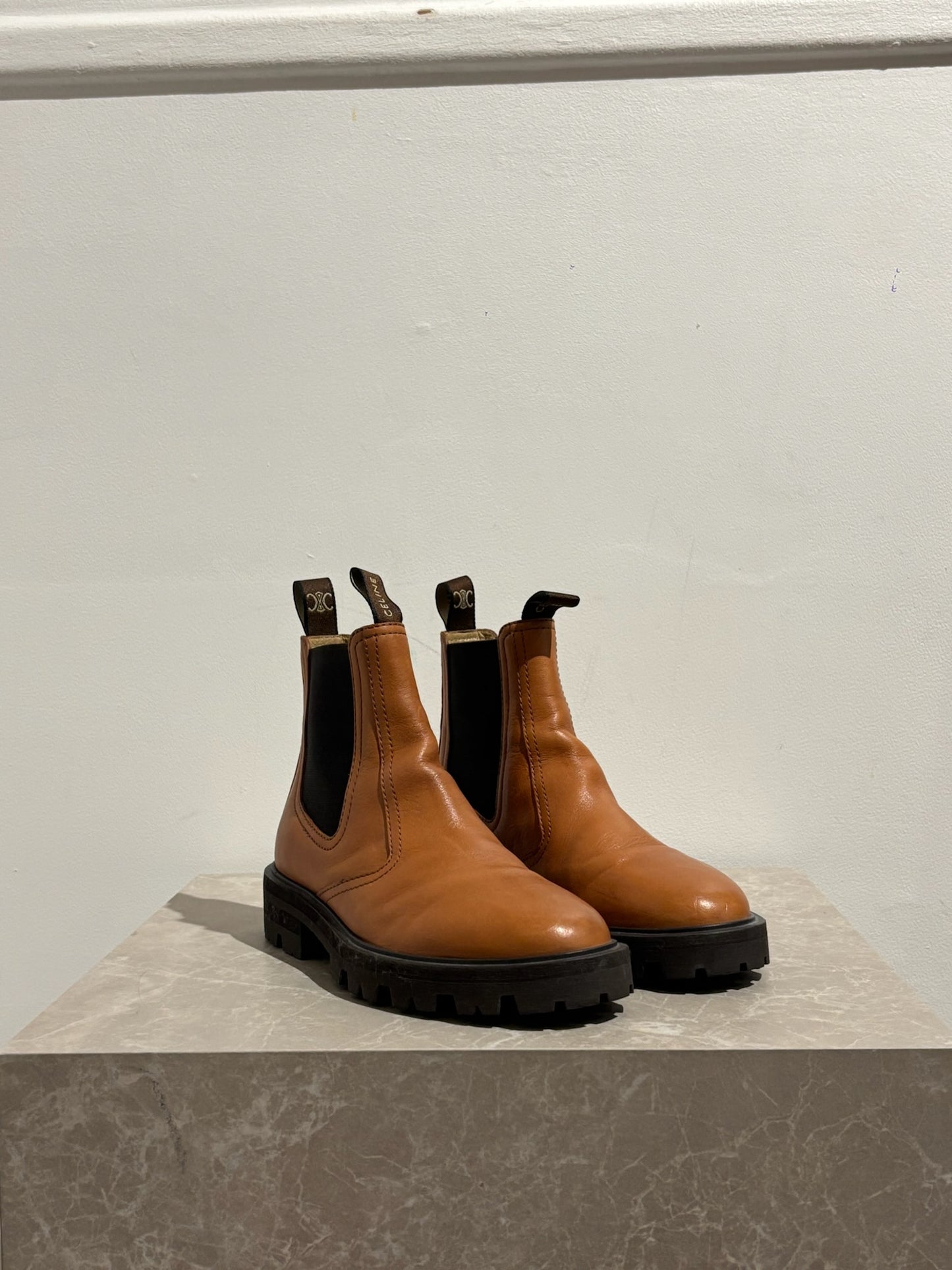 Bottines Céline camel T.37