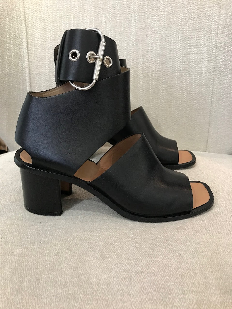 Sandales Celine noires T.37