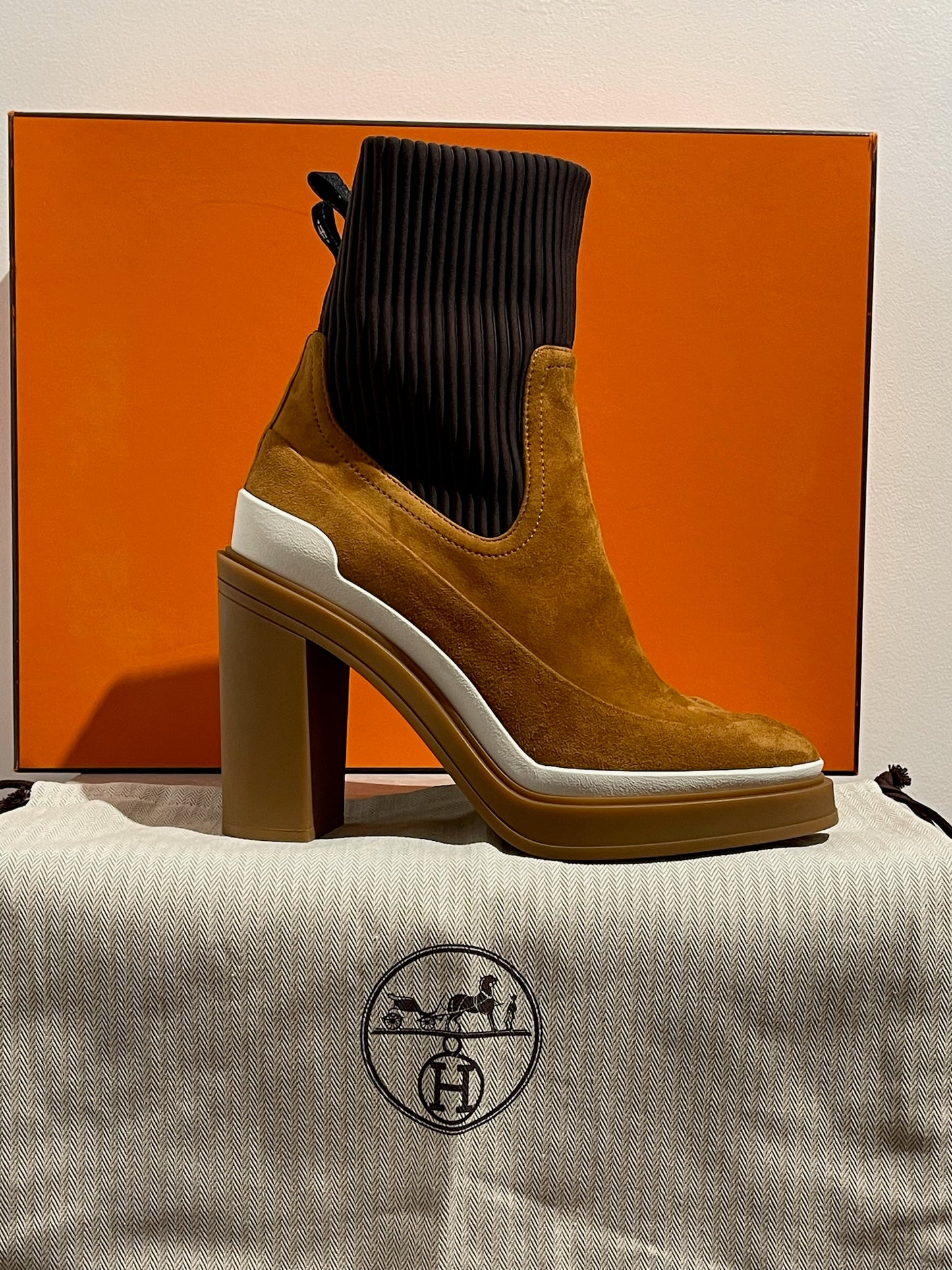 Bottines Hermès Vendale camel T.40
