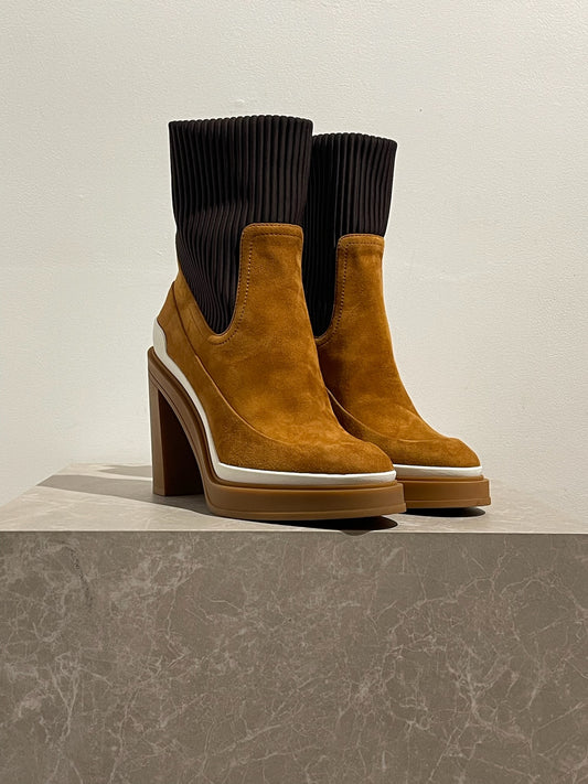 Bottines Hermès Vendale camel T.40