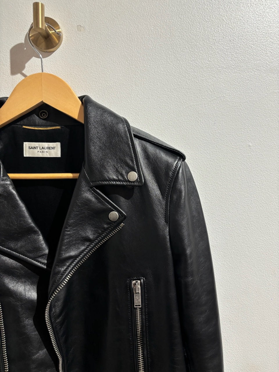 Perfecto Saint Laurent noir T.42
