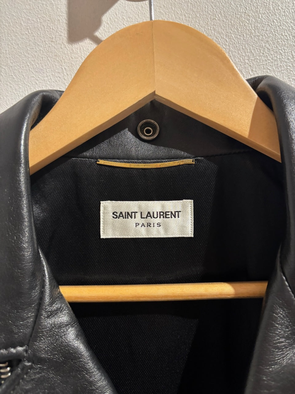 Perfecto Saint Laurent noir T.42