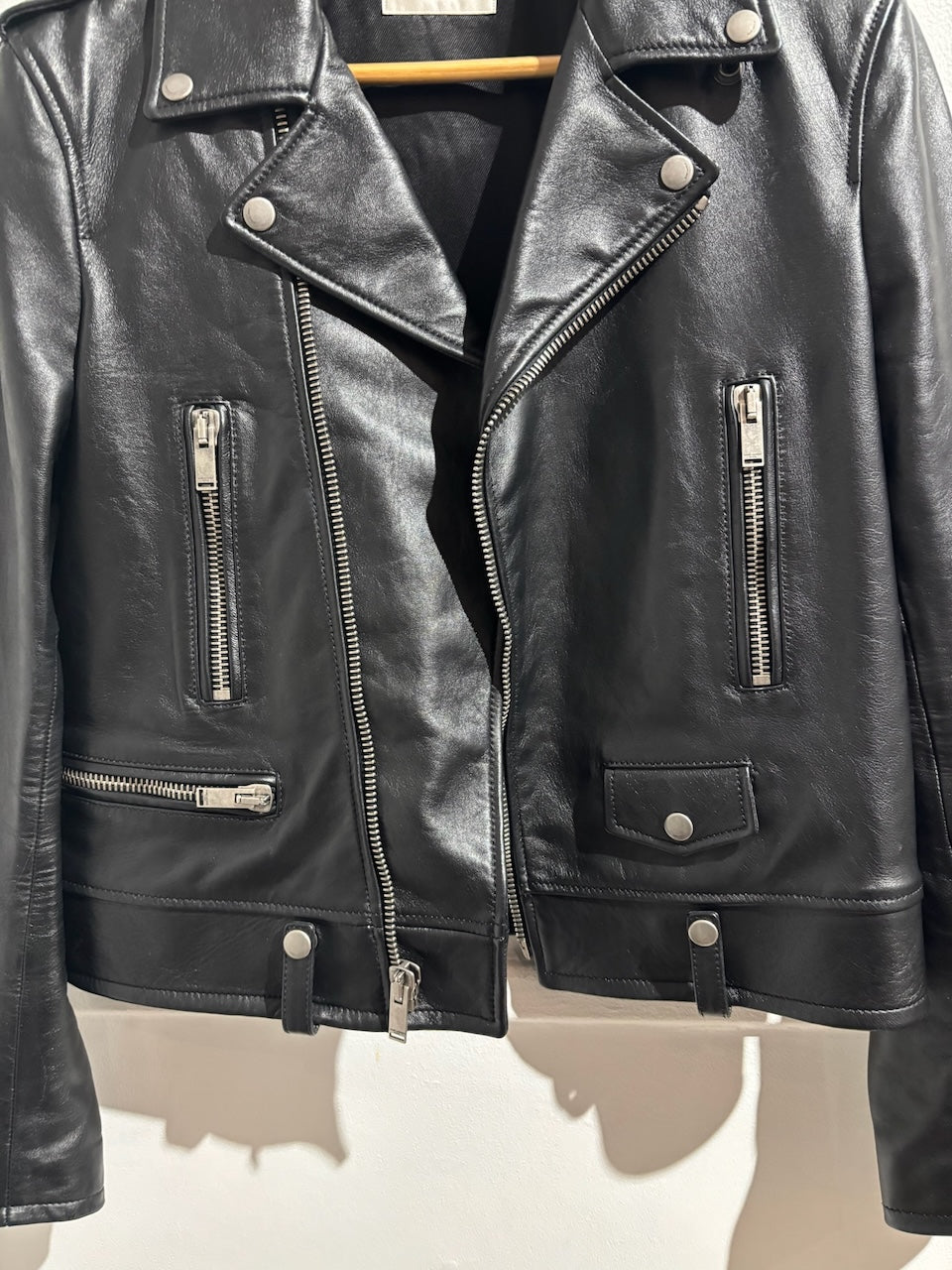 Perfecto Saint Laurent noir T.42
