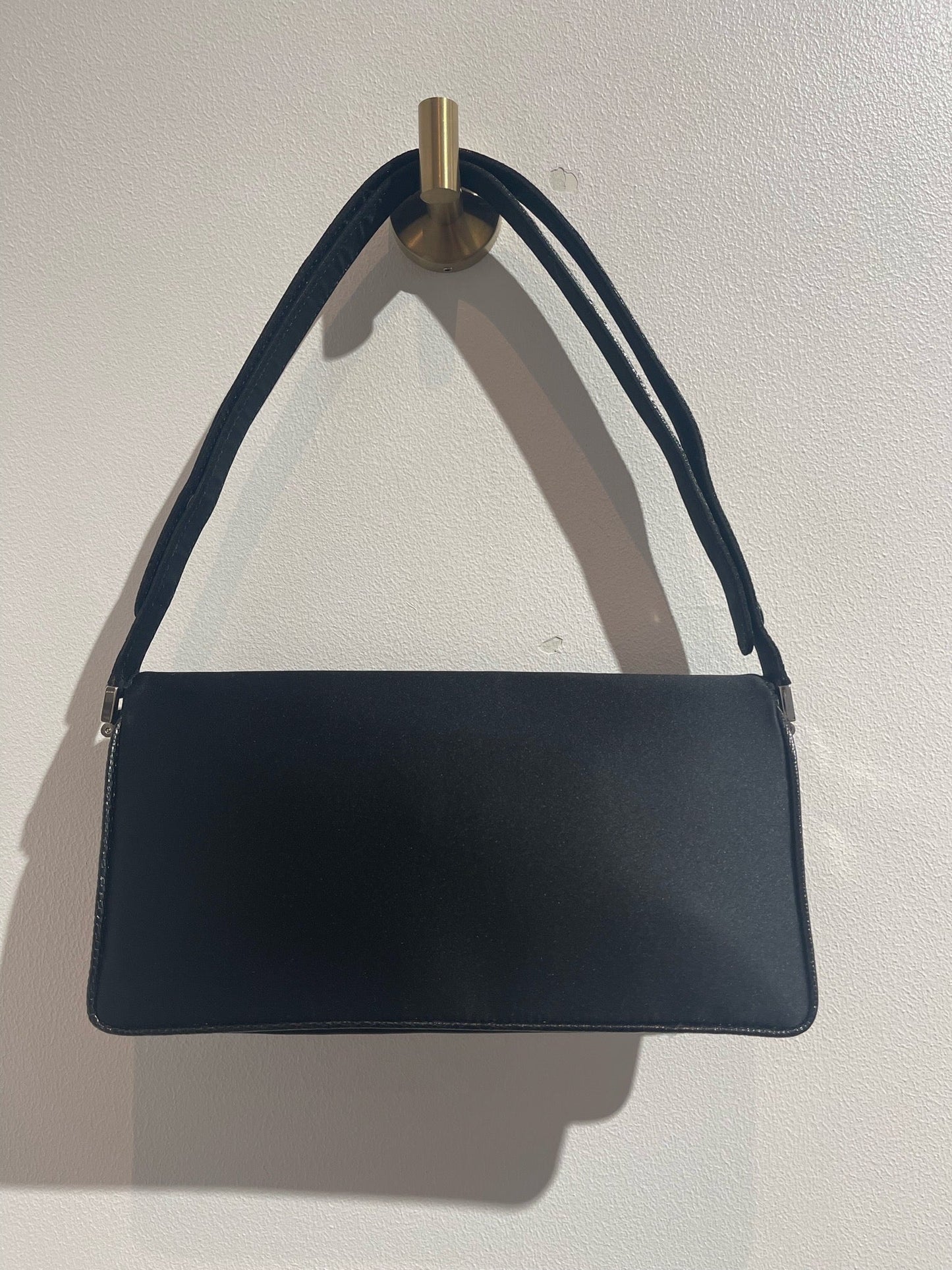 Sac Fendi Baguette satin noir