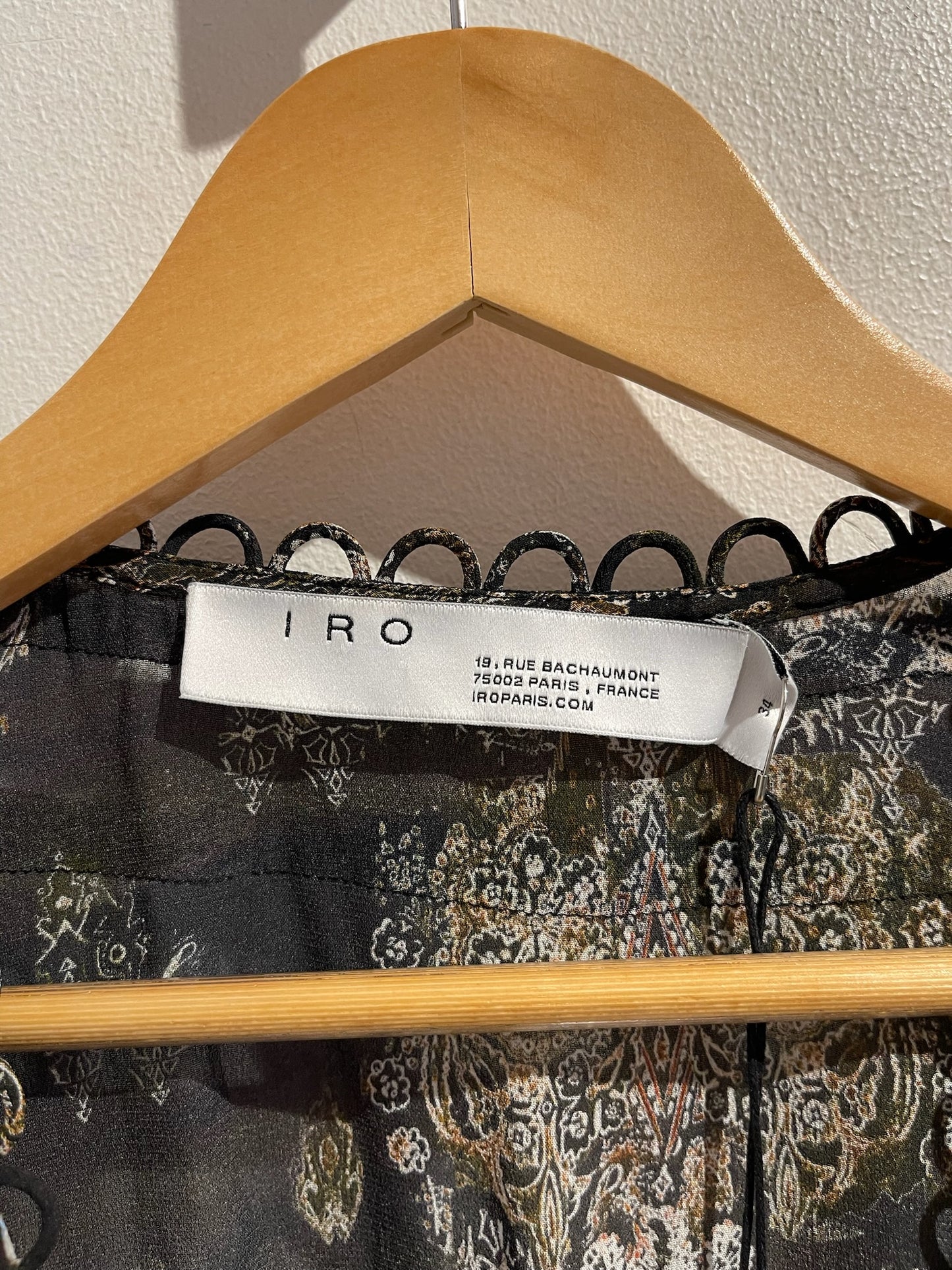 Robe Iro imprimée T.34 NEUVE