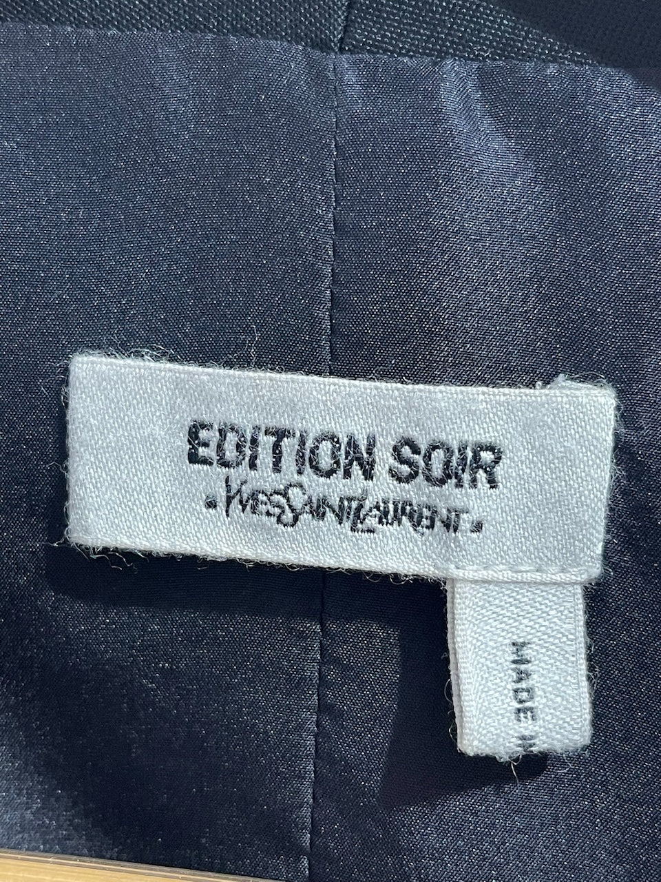 Gilet Yves Saint Laurent noir T.40
