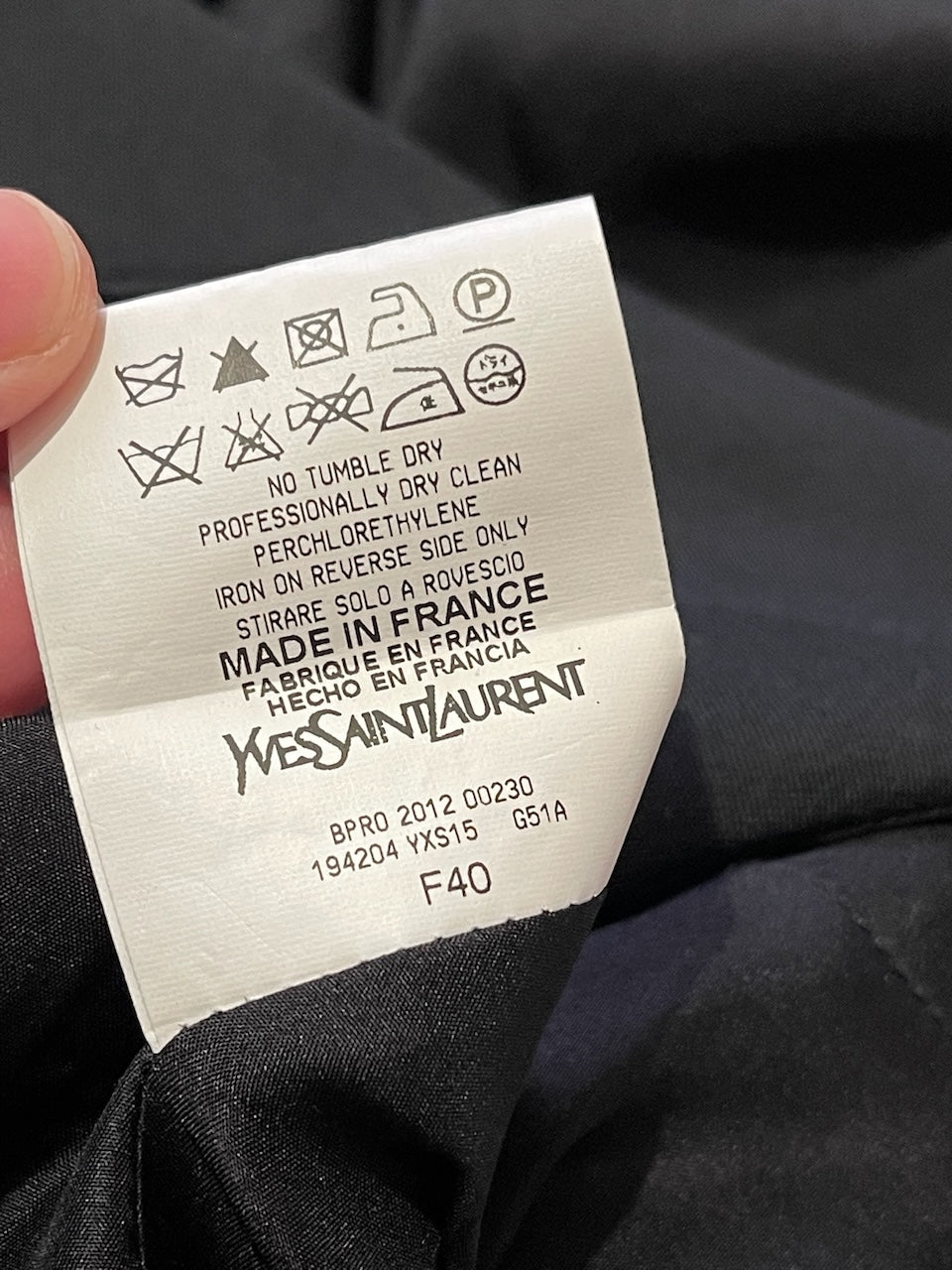 Gilet Yves Saint Laurent noir T.40