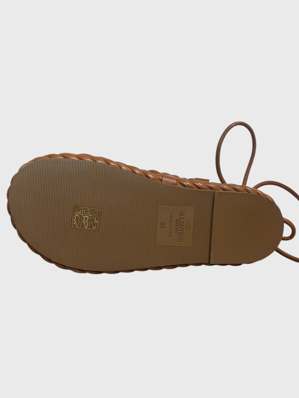 Sandales Valentino camels T.35