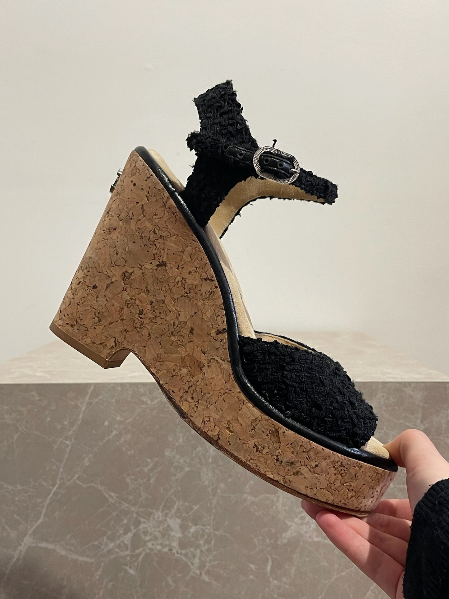 Sandales Chanel noires T.38