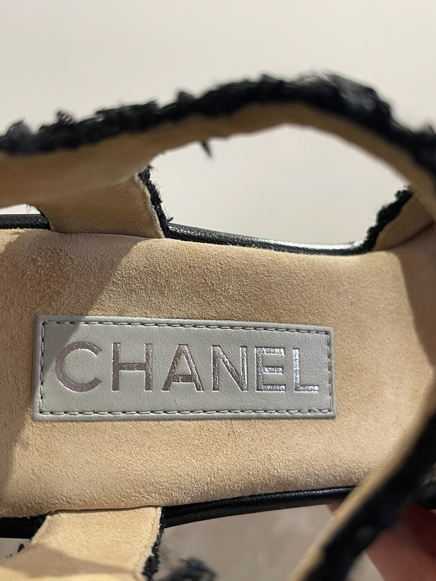 Sandales Chanel noires T.38