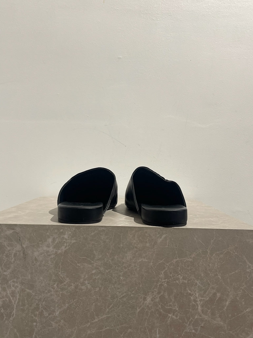 Mules Balenciaga noires T.41