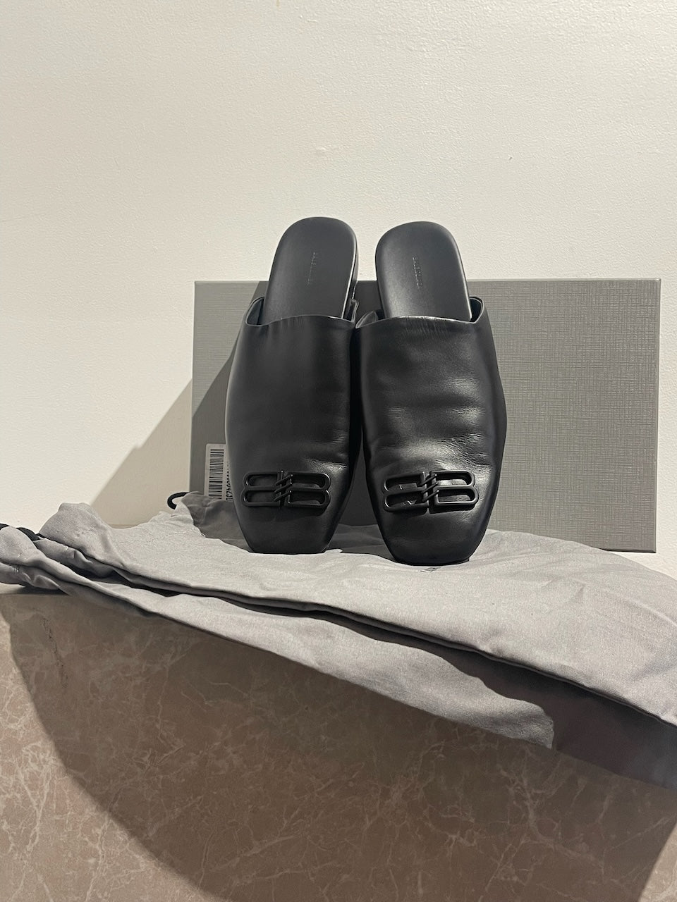 Mules Balenciaga noires T.41