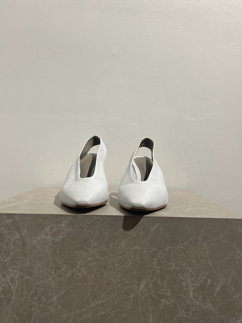 Escarpins Bottega Veneta blancs T.40