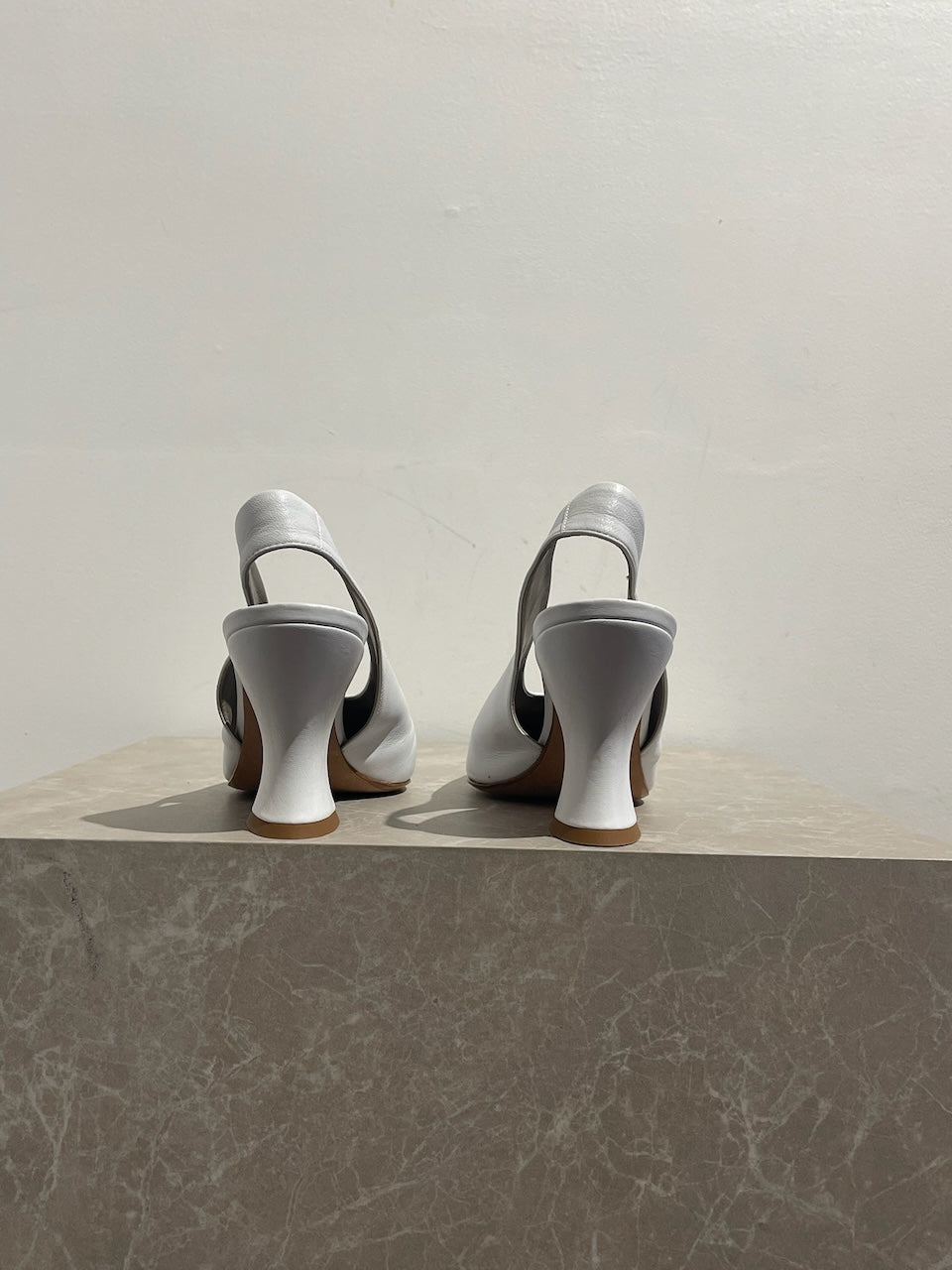Escarpins Bottega Veneta blancs T.40