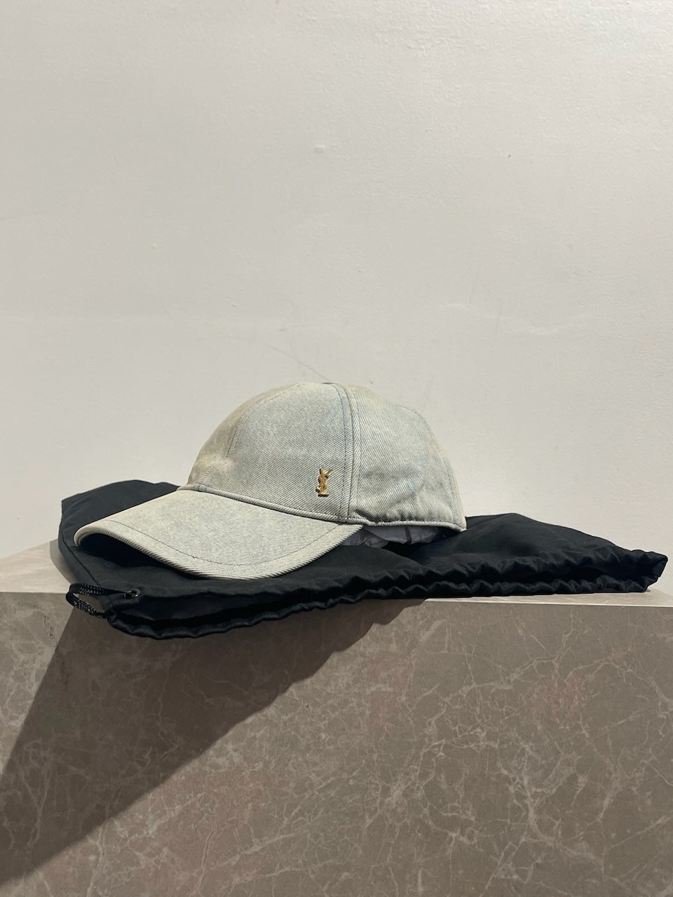 Casquette Saint Laurent jeans T.59