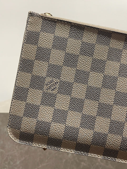 Pochette Louis Vuitton Neverfull