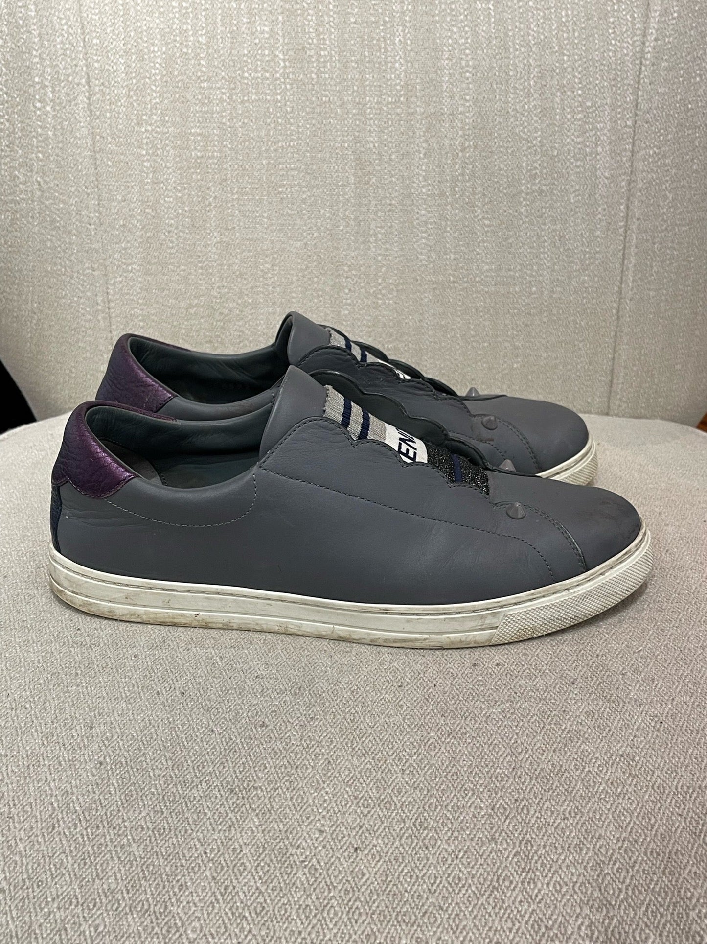 Baskets Fendi grises T.39