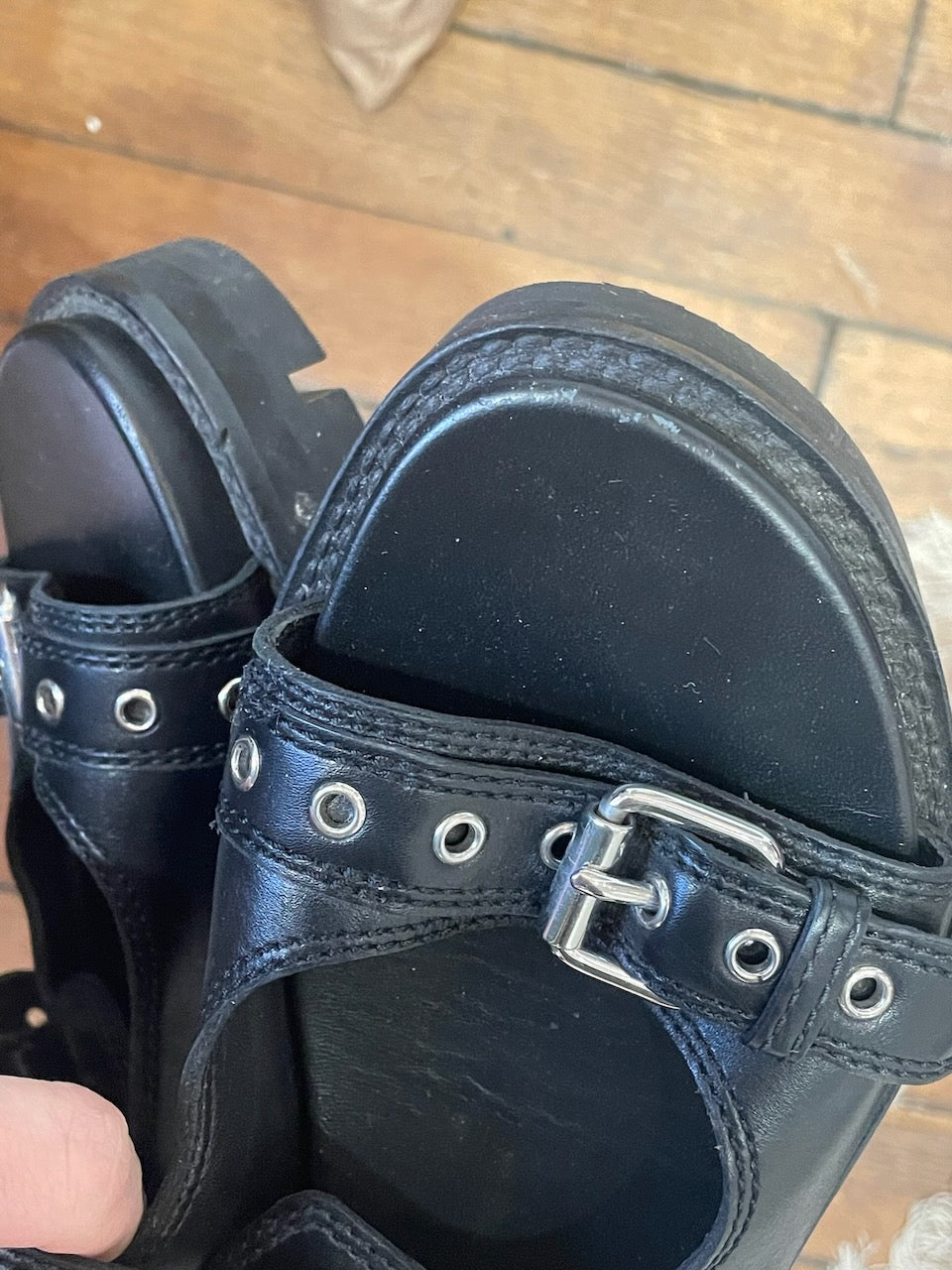 Sandales Alaia noires T.38