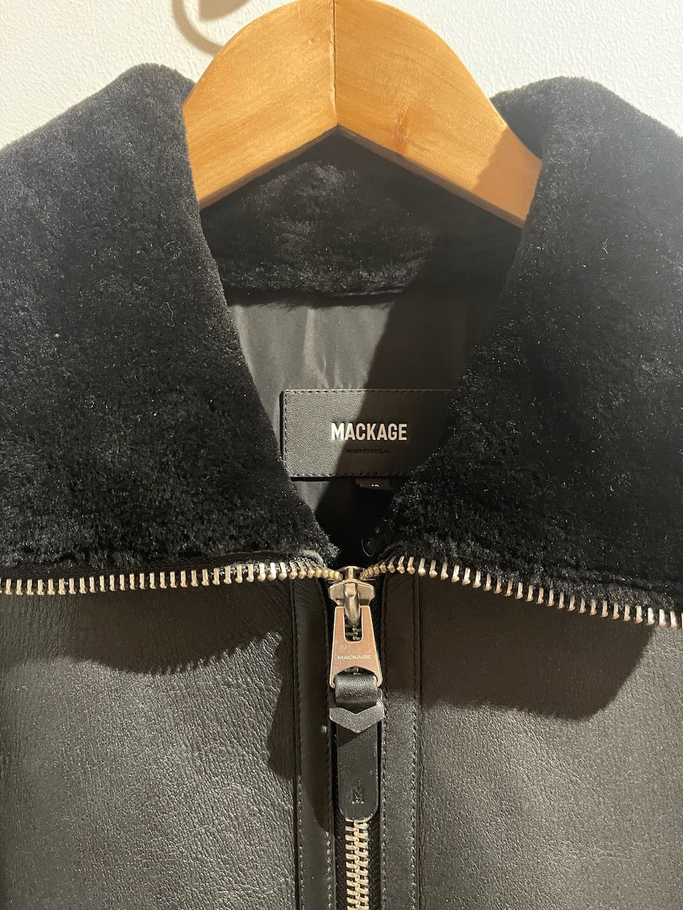 Doudoune Mackage noire T.L