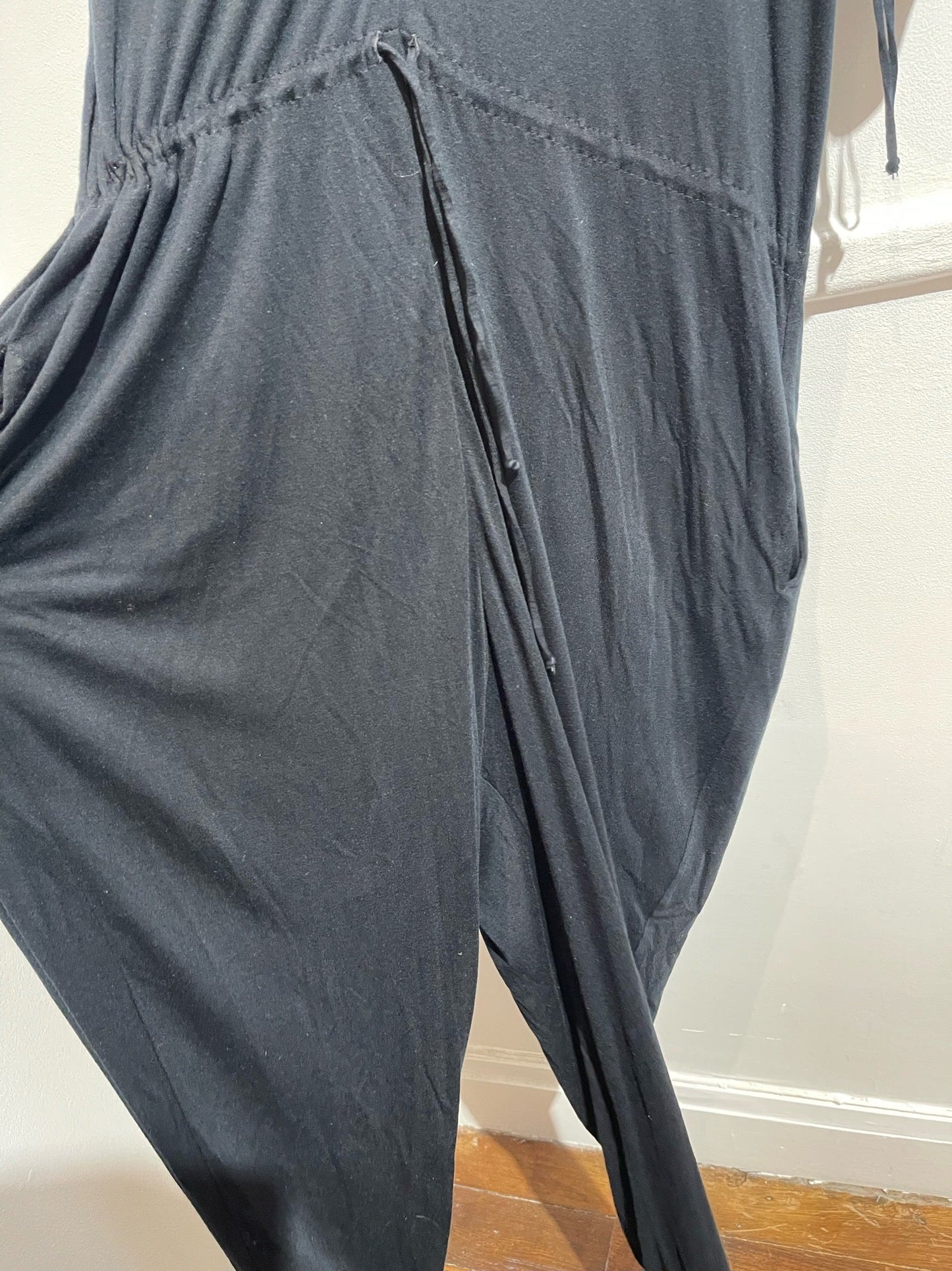 Combinaison Yves Saint Laurent noire T.38