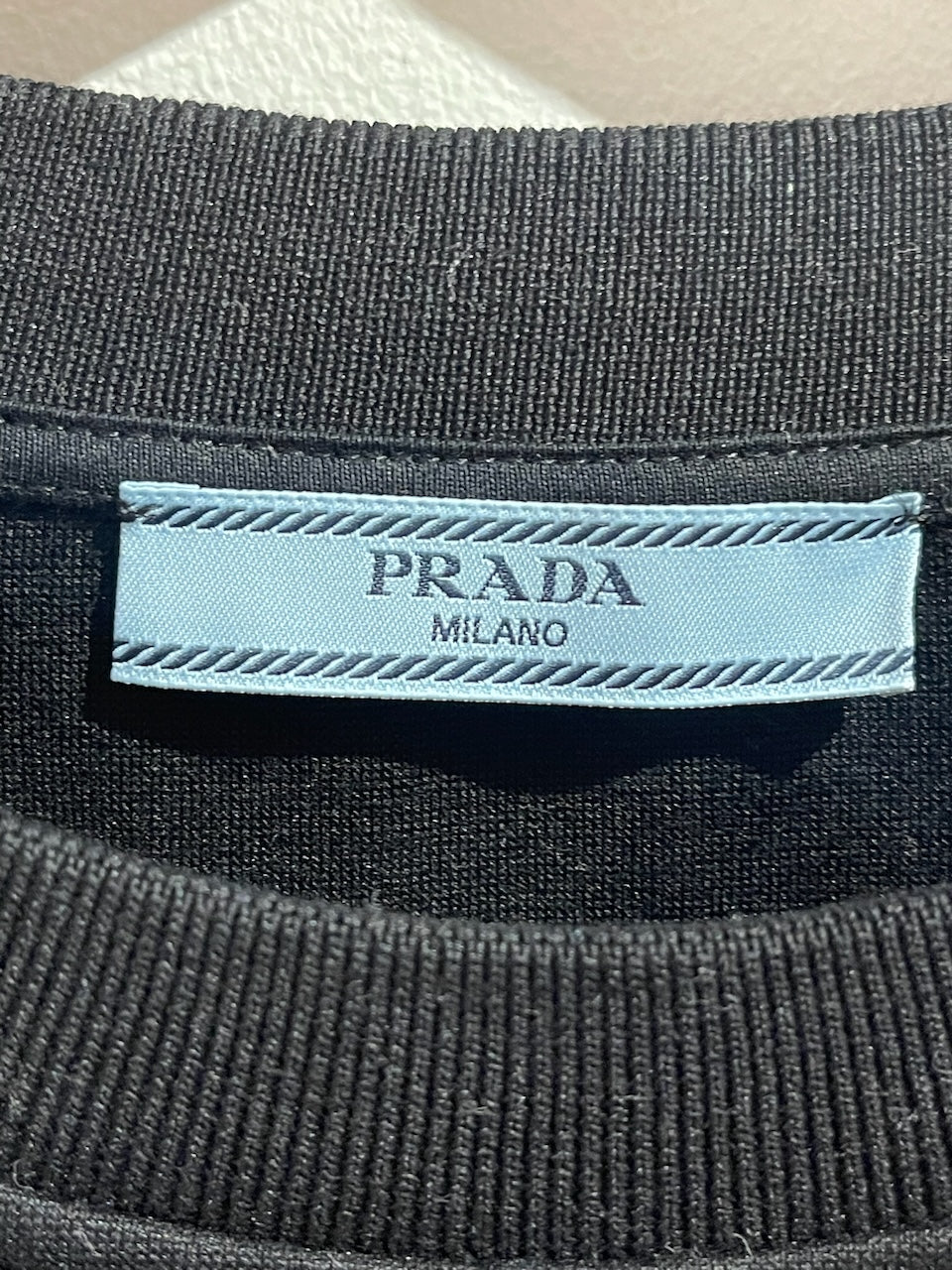 Sweat Prada noir T.L
