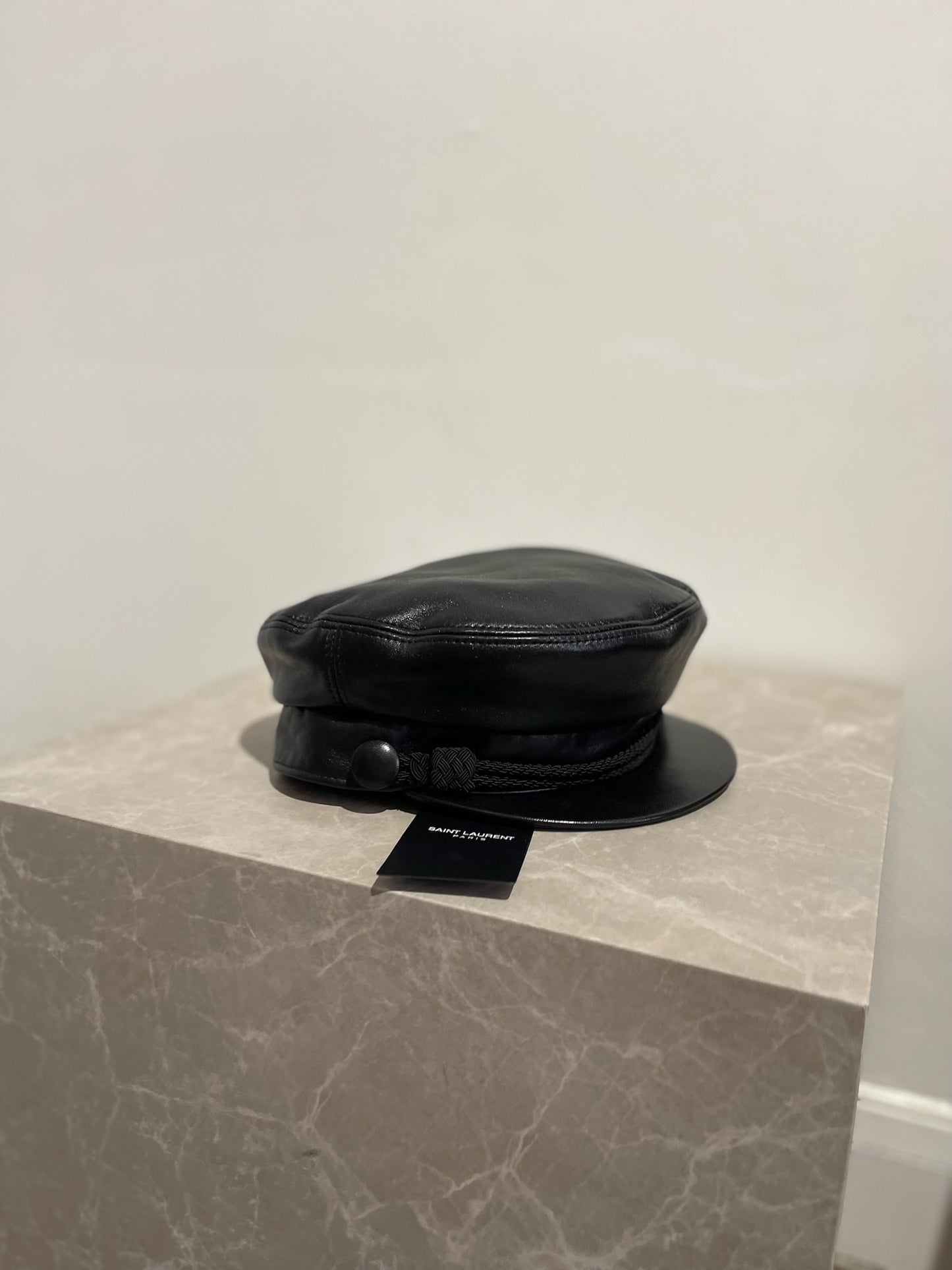 Casquette Saint Laurent noire NEUVE