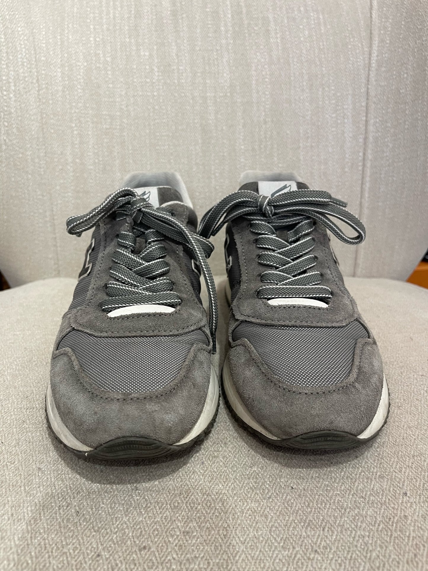 Baskets Hogan grises T.39