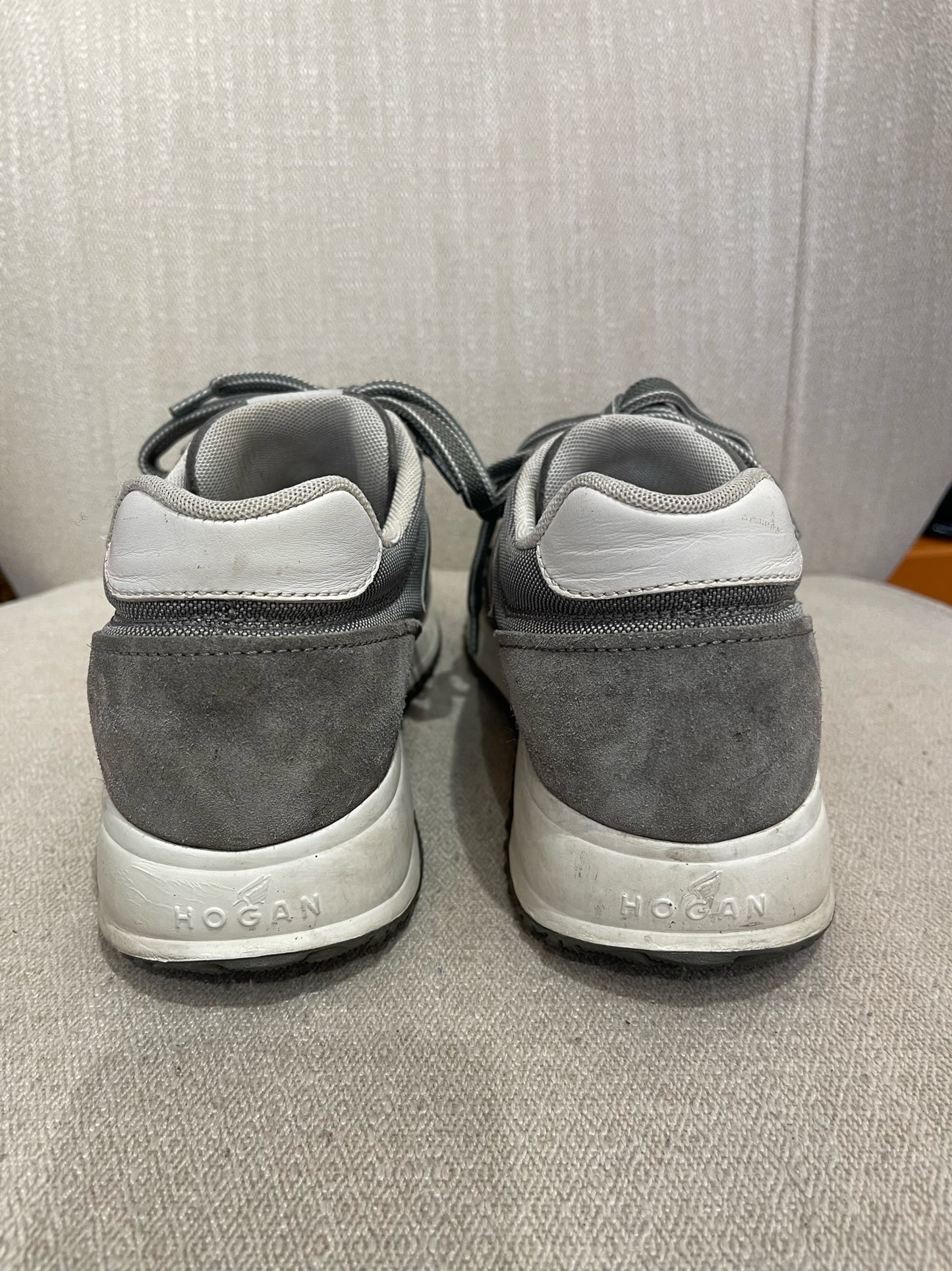 Baskets Hogan grises T.39