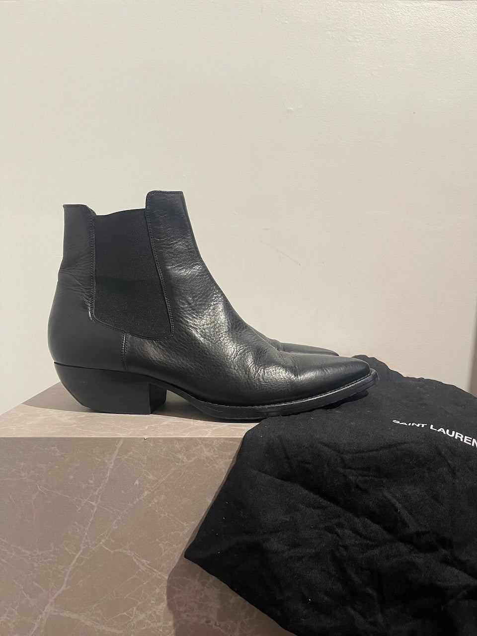 Bottines Saint Laurent noires T.40