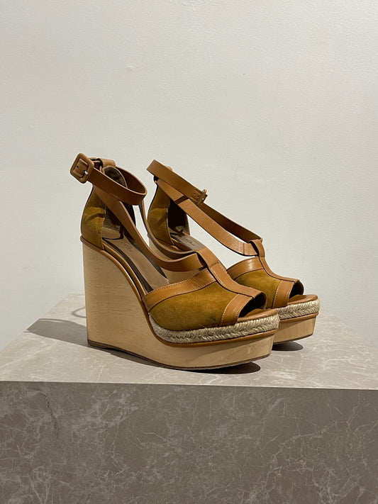 Sandales Hermes Camels T.37