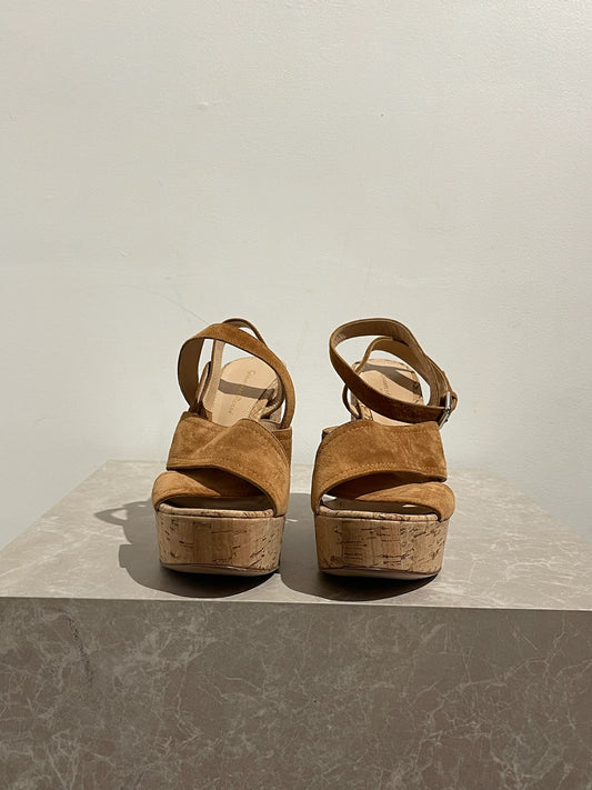 Sandales Gianvito Rossi Beiges T.37,5