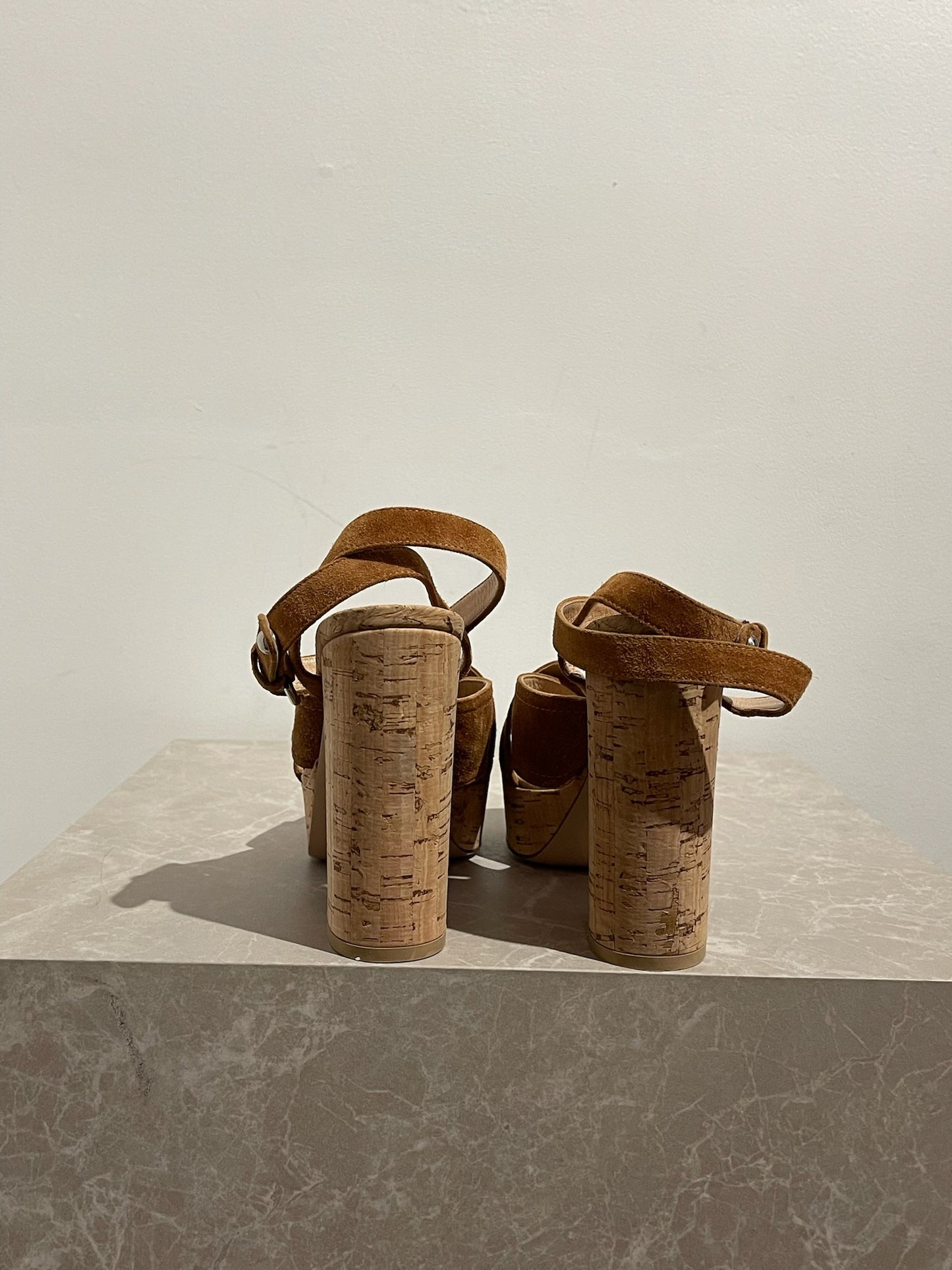 Sandales Gianvito Rossi Beiges T.37,5