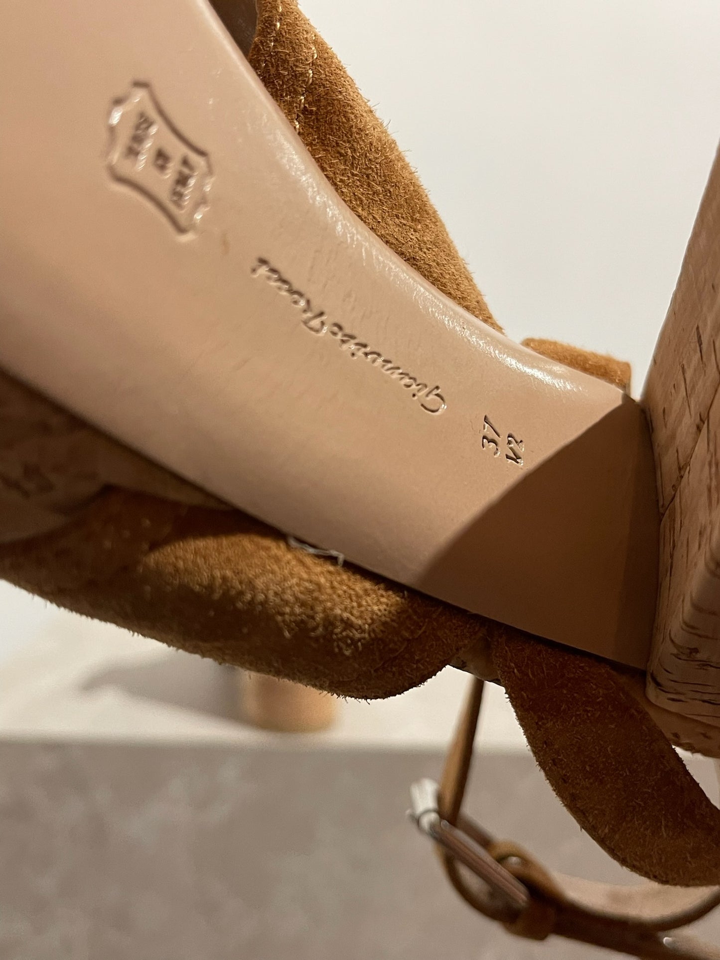 Sandales Gianvito Rossi Beiges T.37,5