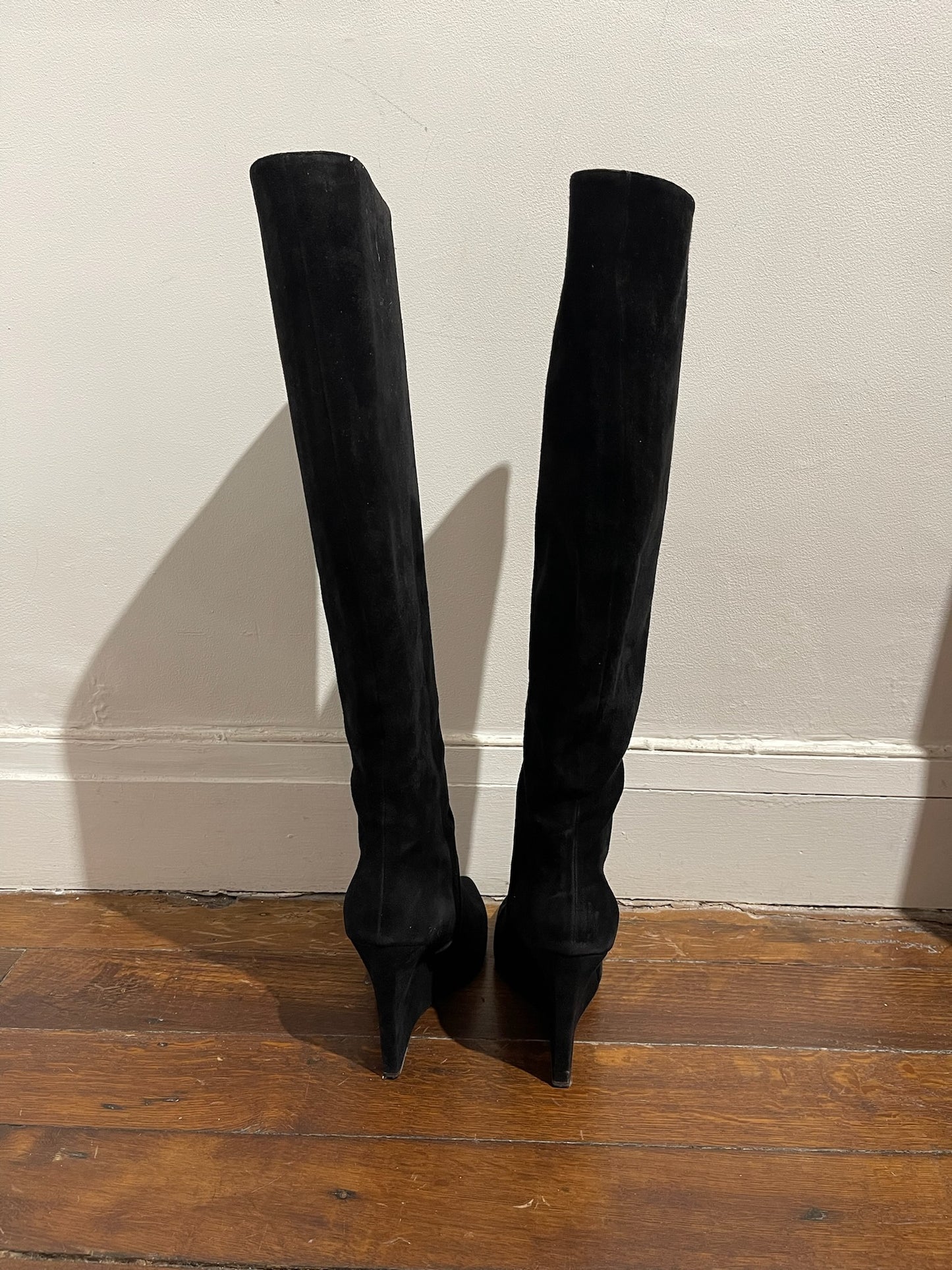 Bottes Saint Laurent Daim Noir T.37,5
