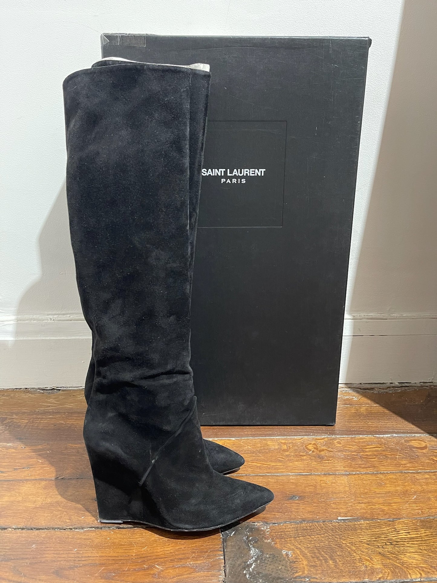 Bottes Saint Laurent Daim Noir T.37,5
