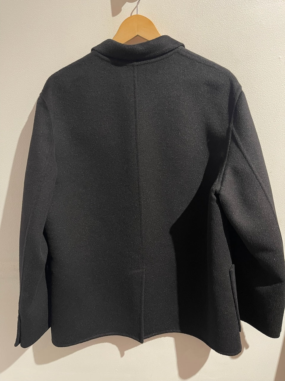 Veste Prada noire T.40