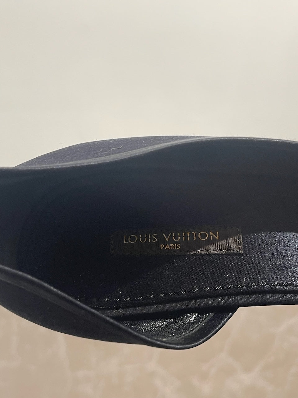 Escarpins Louis Vuitton noirs T.39,5 NEUFS