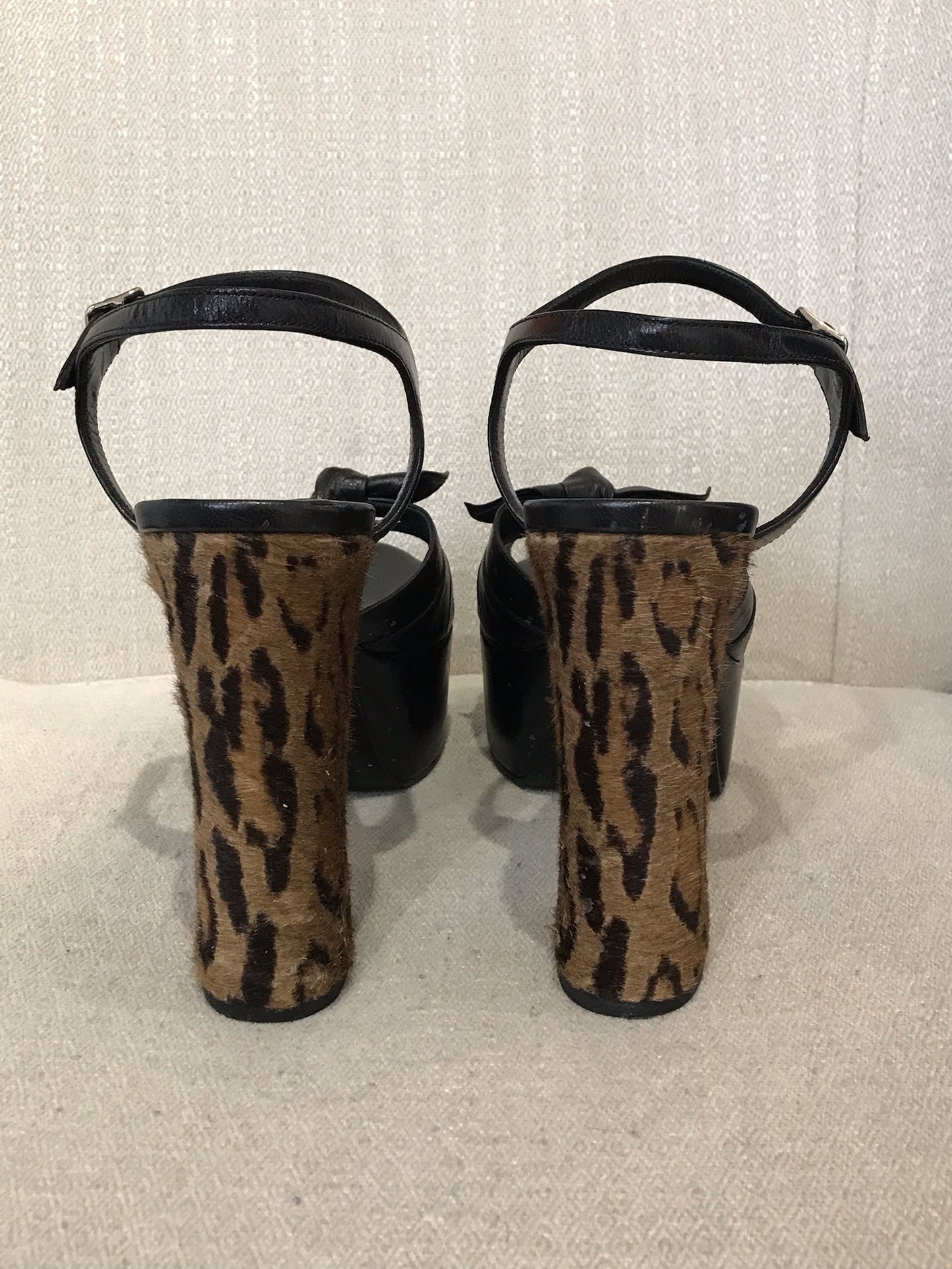 Sandales Saint Laurent noires T.37,5
