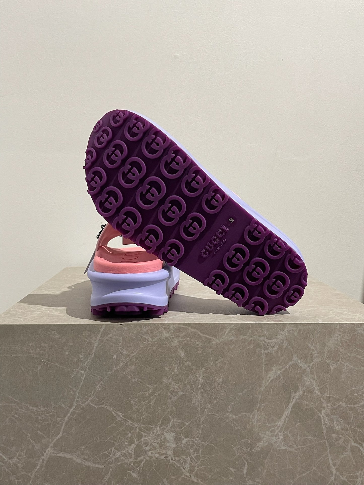 Mules Gucci rose T.39