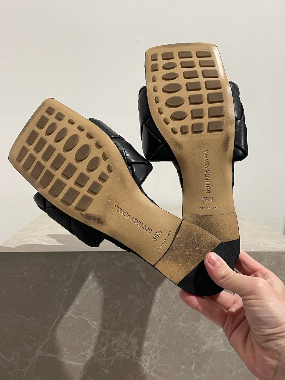 Mules Bottega Venetta Lido noires T.39.5