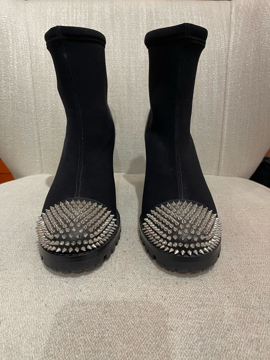 Boots Christian Louboutin noires T.39,5 NEUVES