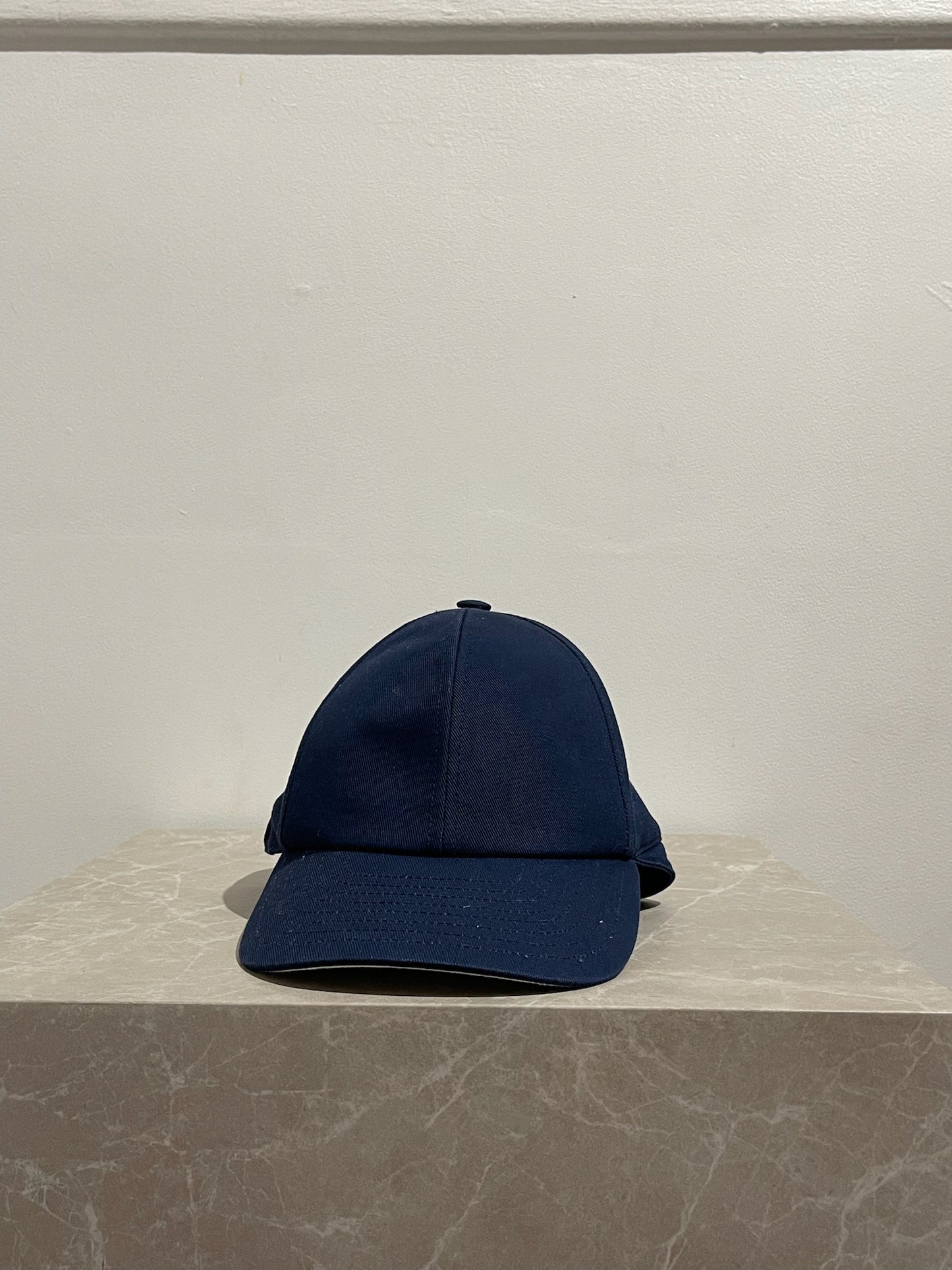 Casquette Courrèges bleu marine Neuve