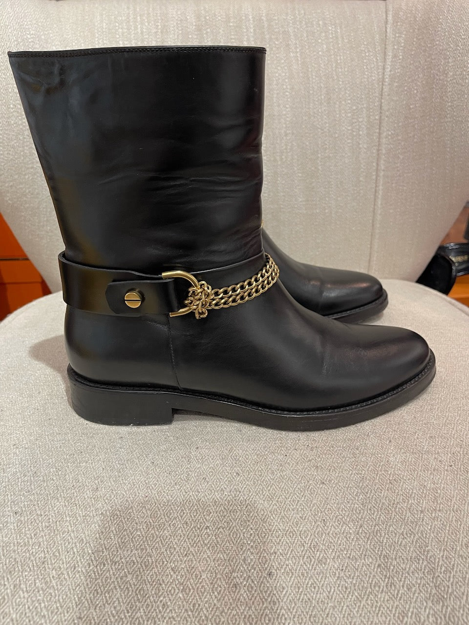 Boots Lanvin noires T.39
