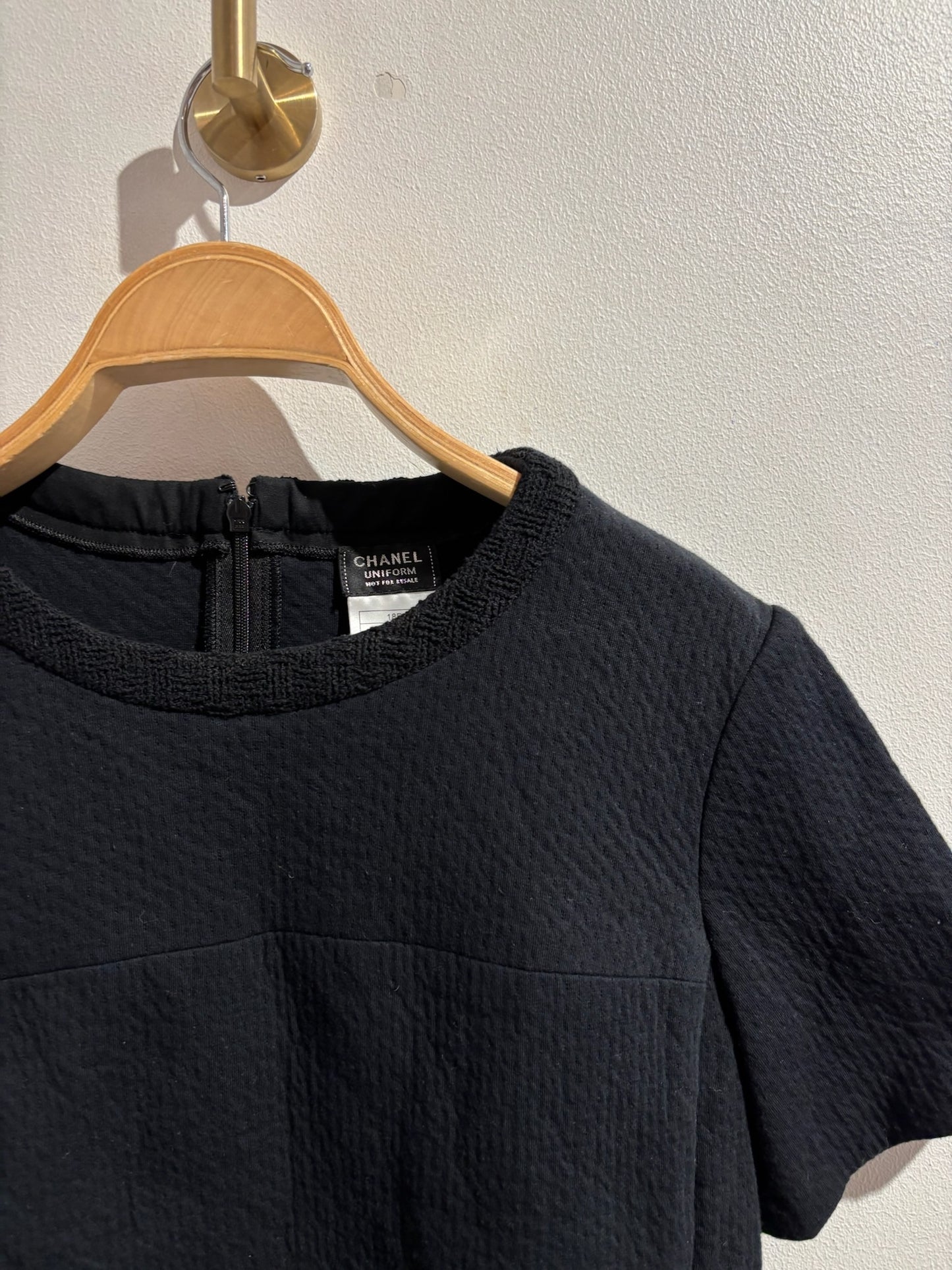 Top Chanel noir T.40