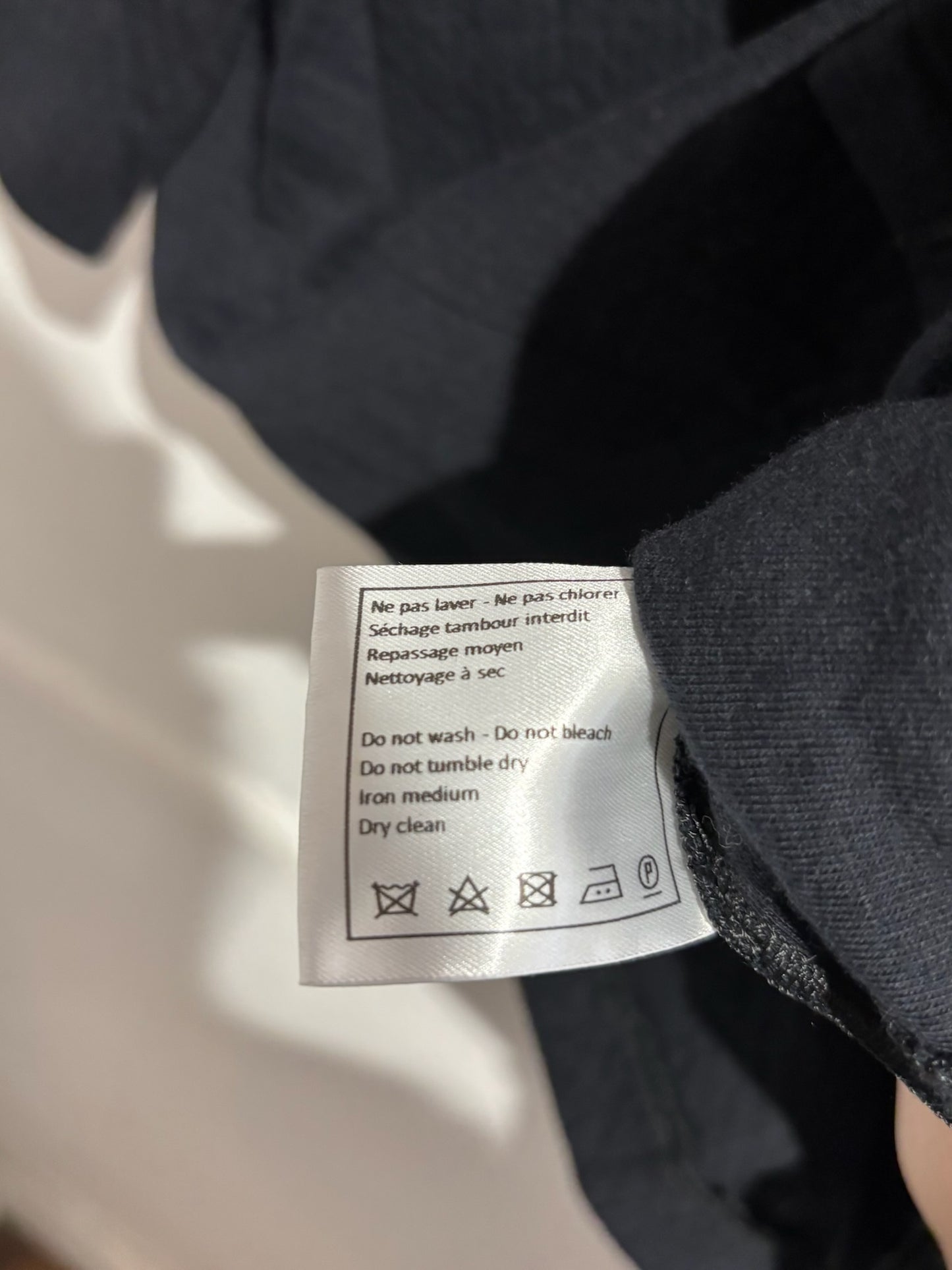 Top Chanel noir T.40