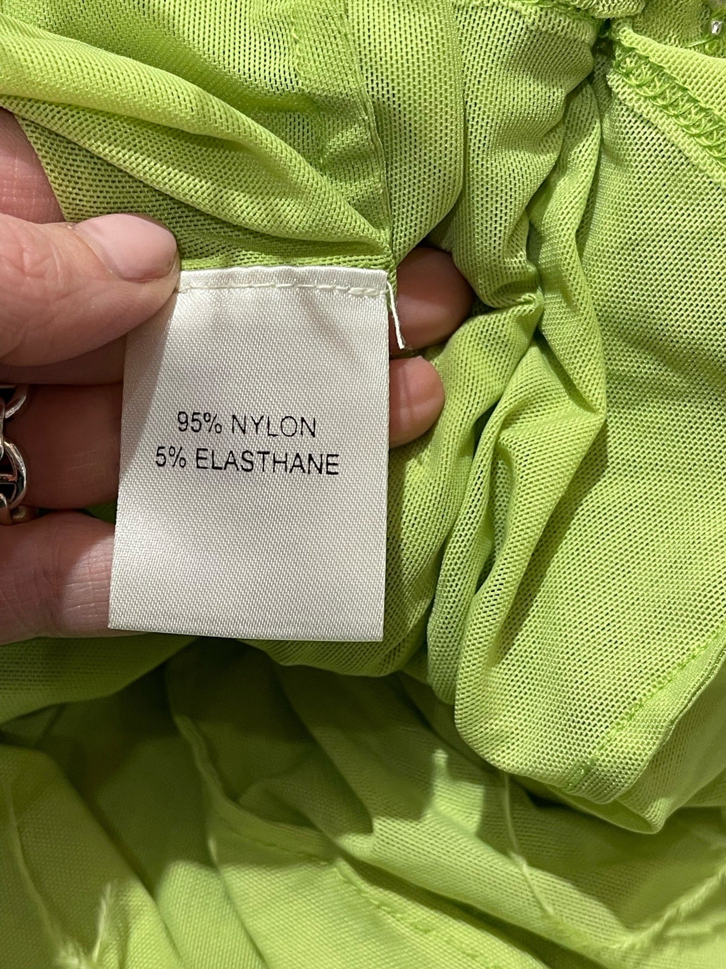 Robe à sequins verts T.S