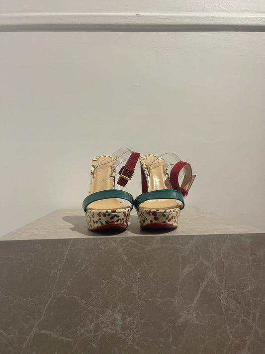 Sandales Christian Louboutin T.37