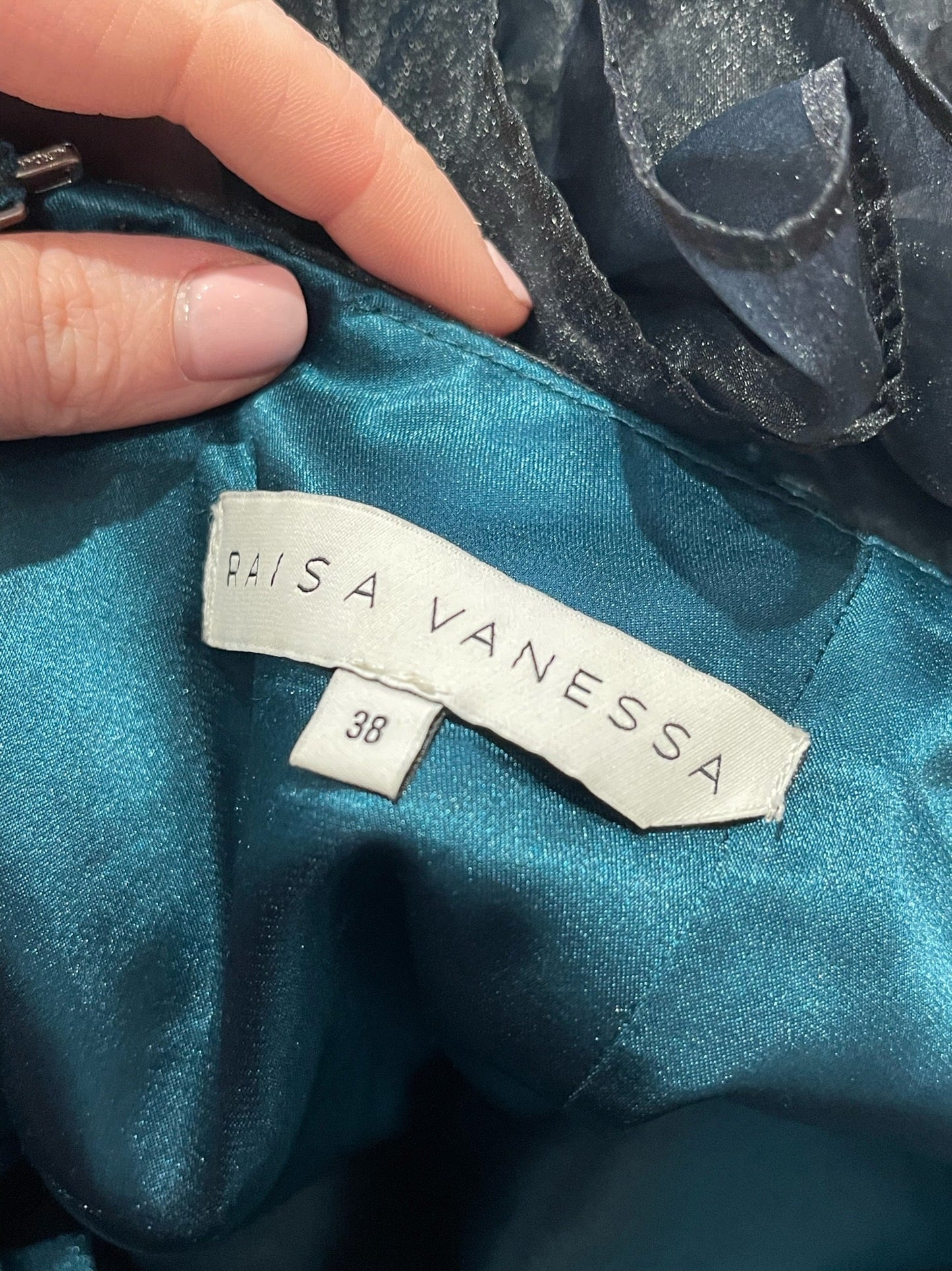 Ensemble Raisa Vanessa T.38