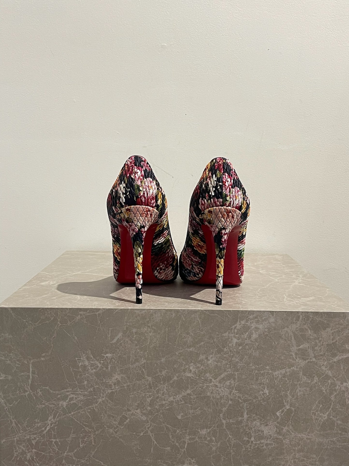 Escarpins Christian Louboutin T.39