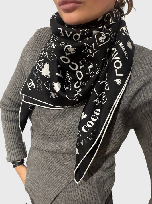 Foulard Chanel noir